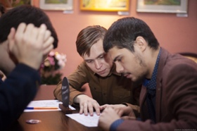 Задания были разными. Некоторые заставляли привлечь весь свой багаж знаний 1