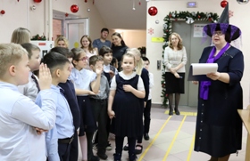 Встречает гостей добрая волшебница