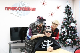 Кощей Баба Яга и торговец из Китая