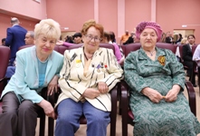 Гости презентации ветераны нефтегазовой отрасли