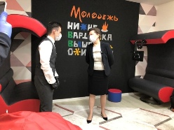 Наталья Комарова и читатель