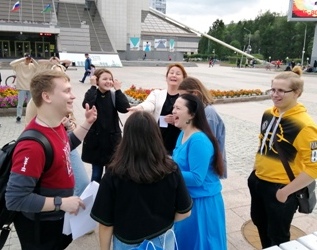 Бисумный квест 2 команда вырывается вперед