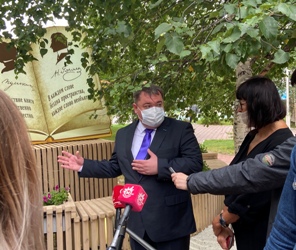 Дмитрий Кощенко, и.о. главы города в "Литературном сквере"