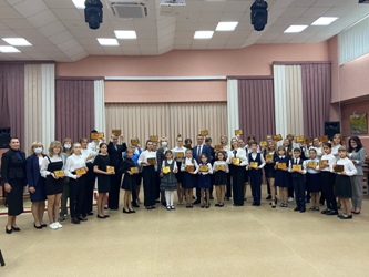 Награждение учащихся детских школ искусств