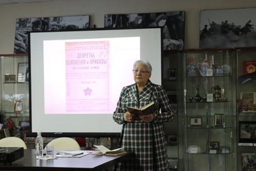 Имею честь служить тебе Россия