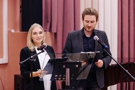 Во весь голос 1