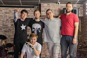 Выход в космос