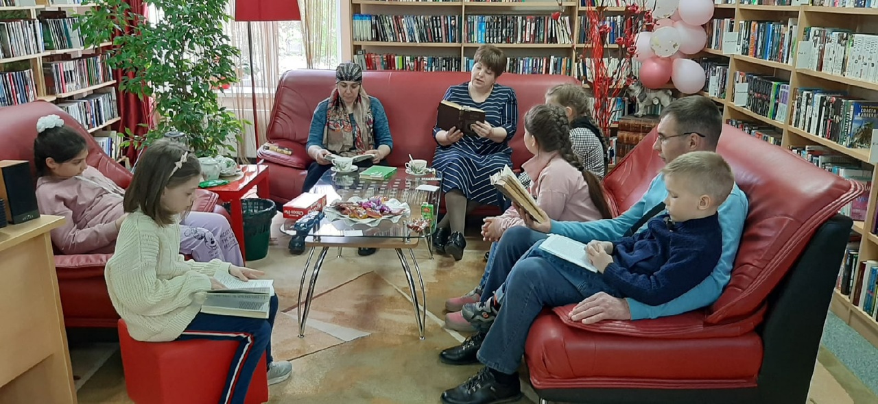 семейное чтение рассказов А.П.Чехова в Центральной библиотеке