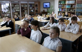 Школьники слушали о блокаде внимательно